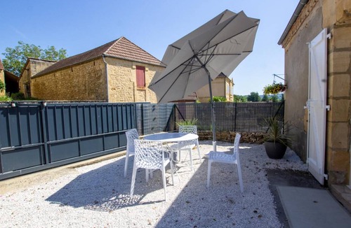 Calviac-en-Perigord Cottage | 50 m² Cabin ∙ 2 bedrooms ∙ 4 guests