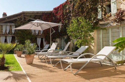 Pont l'Abbe d'Arnoult Bed & Breakfast | 50 m² Bed and breakfast ∙ 3 guests