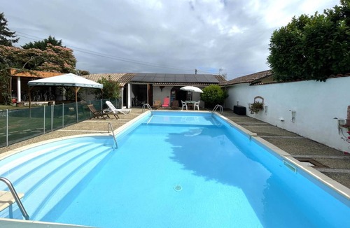 Saint-Pe-de-Leren House | 50 m² Gîte ∙ 1 bedroom ∙ 4 guests