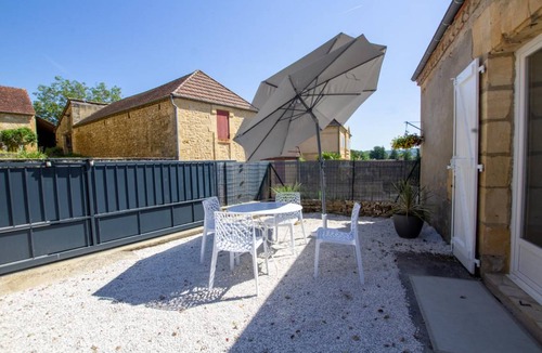 Calviac-en-Perigord House | 50 m² Gîte ∙ 2 bedrooms ∙ 4 guests