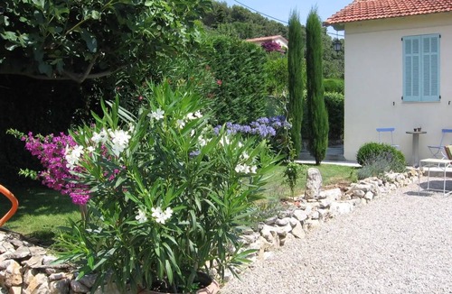 Mougins House | 50 m² House ∙ 1 bedroom ∙ 2 guests