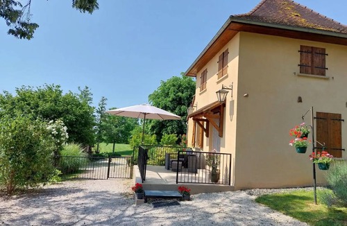 Hautefort House | 50 m² House ∙ 2 bedrooms ∙ 2 guests
