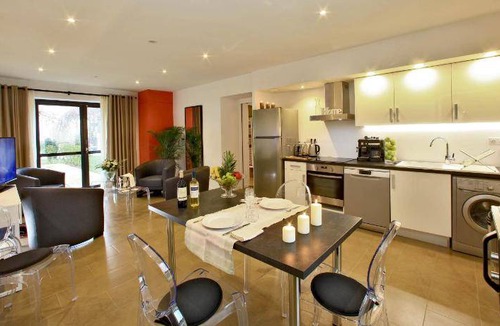 Sarlat-la-Caneda Historic Center Apartment | 50 m² Serviced apartment ∙ 4 guests