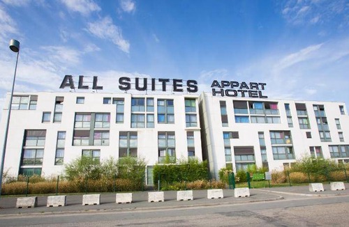 Bordeaux Maritime Apartment | 51 m² Serviced apartment ∙ 127 guests