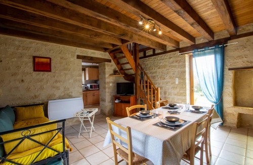 Granges-dAns House | 52 m² Gîte ∙ 2 bedrooms ∙ 4 guests