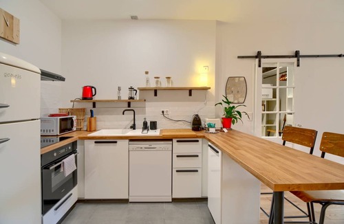 Hotel de Ville - Quinconces Apartment | 53 m² Apartment ∙ 1 bedroom ∙ 2 guests
