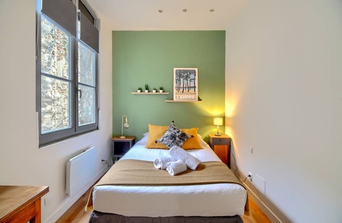 Hotel de Ville - Quinconces Apartment | 53 m² Apartment ∙ 1 bedroom ∙ 2 guests
