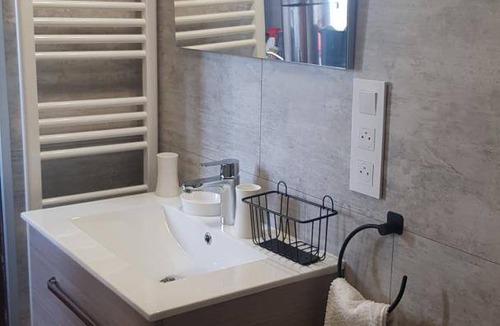La Bastide-Clairence House | 54 m² Gîte ∙ 1 bedroom ∙ 2 guests
