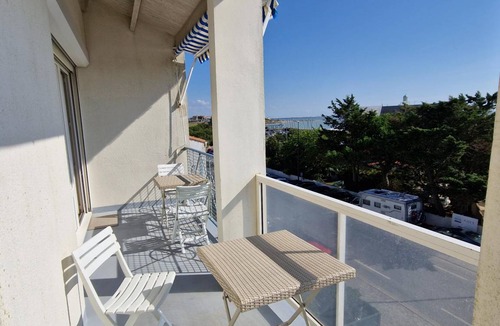 Port District Apartment | 55 m² Apartment ∙ 2 bedrooms ∙ 4 guests