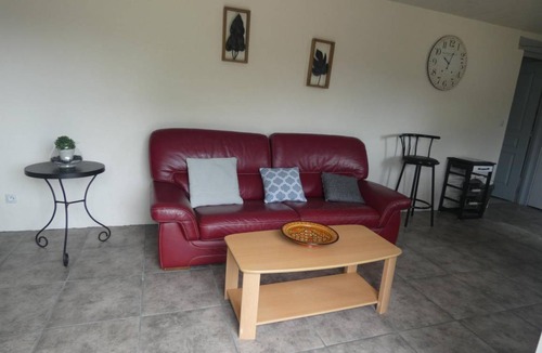 Saint-Julien-en-Born House | 55 m² Gîte ∙ 1 bedroom ∙ 2 guests