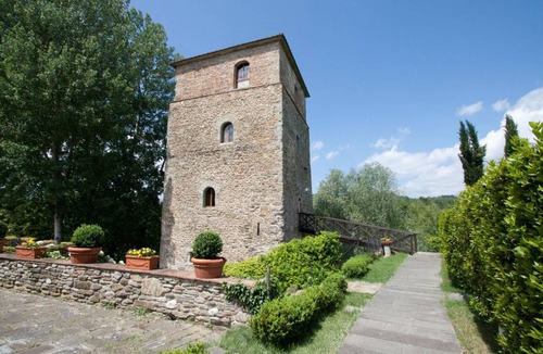 Subbiano Villa | 550 m² Villa ∙ 9 bedrooms ∙ 18 guests