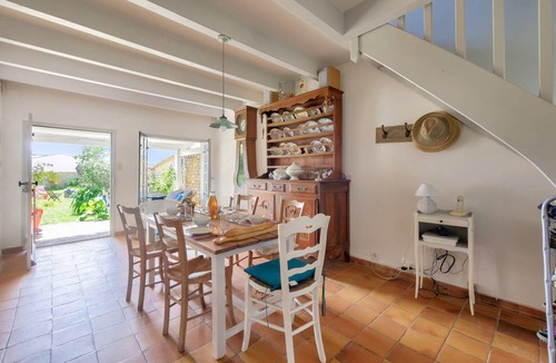 Loix House | 58 m² House ∙ 2 bedrooms ∙ 5 guests