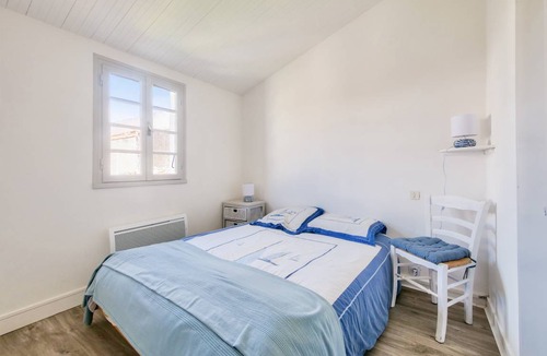 Loix House | 58 m² House ∙ 2 bedrooms ∙ 5 guests