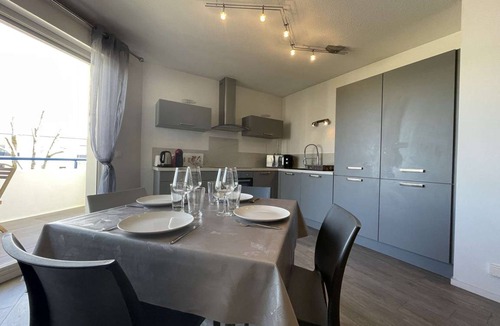 Aytre Apartment | 59 m² Apartment ∙ 2 bedrooms ∙ 4 guests
