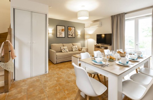 Sarlat-la-Caneda House | 59 m² House ∙ 3 bedrooms ∙ 8 guests