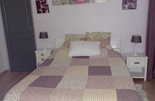 Jaunay-Marigny Bed & Breakfast | 6 minutes from Futuroscope 4 FAMILY BED AND BREAKFAST