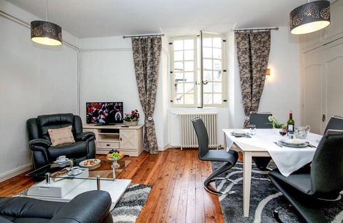 Sarlat-la-Caneda Historic Center Apartment | 60 m² Apartment ∙ 1 bedroom ∙ 2 guests