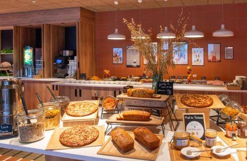 Chasseneuil-du-Poitou Hotel | 60 m² Hotel ∙ 127 guests