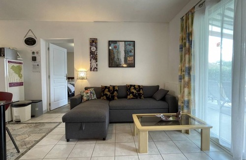 Lespourcy House | 60 m² Gîte ∙ 2 bedrooms ∙ 4 guests
