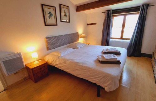 Saint-Just-Luzac House | 60 m² House ∙ 2 bedrooms ∙ 4 guests