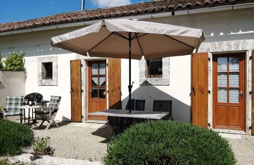 Asnois House | 60 m² House ∙ 2 bedrooms ∙ 4 guests