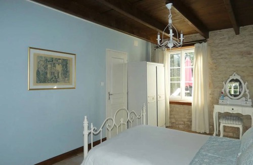 Saint-Vincent-la-Chatre House | 62 m² House ∙ 1 bedroom ∙ 2 guests