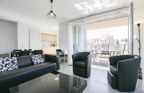 Mazargues Apartment | 63 m² Apartment ∙ 2 bedrooms ∙ 4 guests