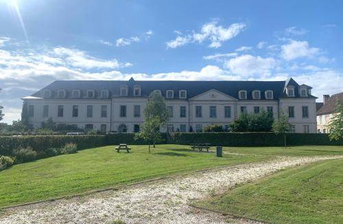 Orthez Apartment | 65 m² Apartment ∙ 2 bedrooms ∙ 5 guests