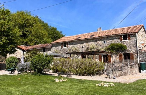 Beaulieu-sur-Sonnette House | 65 m² House ∙ 2 bedrooms ∙ 5 guests