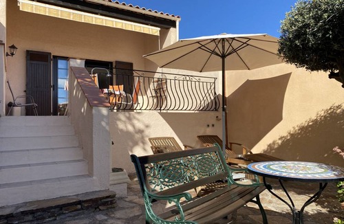 Bormes-Les-Mimosas House | 65 m² House ∙ 2 bedrooms ∙ 4 guests