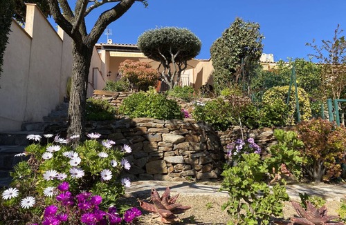 Bormes-Les-Mimosas House | 65 m² House ∙ 2 bedrooms ∙ 4 guests