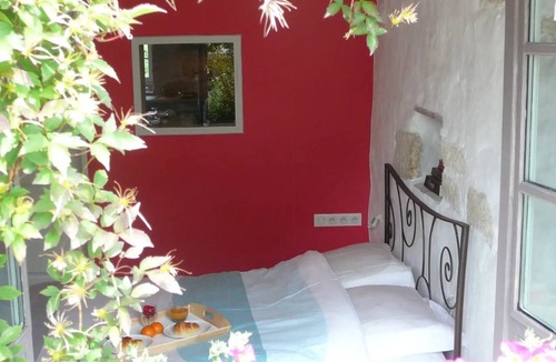 Beauville House | 65 m² House ∙ 2 bedrooms ∙ 4 guests