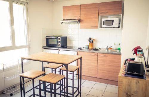 Lormont Apartment | 66 m² Apartment ∙ 2 bedrooms ∙ 4 guests