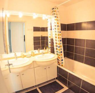 Lormont Apartment | 66 m² Apartment ∙ 2 bedrooms ∙ 4 guests