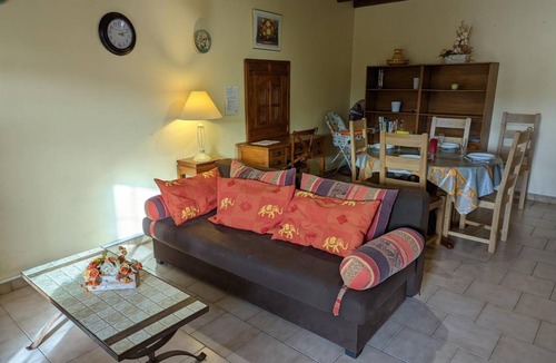 Salles-Lavalette Cottage | 68 m² Cabin ∙ 1 bedroom ∙ 4 guests