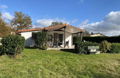 Montbron House | 68 m² House ∙ 3 bedrooms ∙ 4 guests