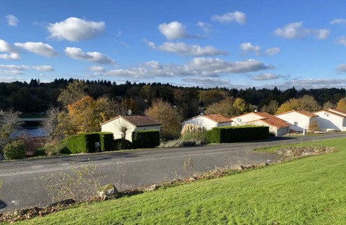 Montbron House | 68 m² House ∙ 3 bedrooms ∙ 4 guests
