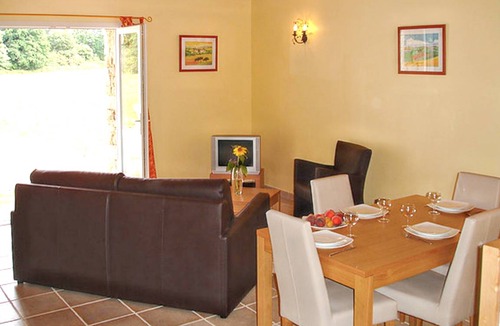 Saint-Vincent-la-Chatre House | 70 m² House ∙ 2 bedrooms ∙ 6 guests