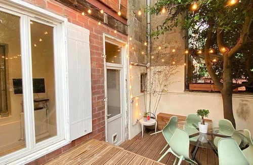 Nansouty-Saint-Genes Apartment | 70 m² Apartment ∙ 2 bedrooms ∙ 4 guests
