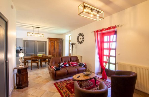 Saint-Chamassy House | 70 m² Gîte ∙ 2 bedrooms ∙ 4 guests