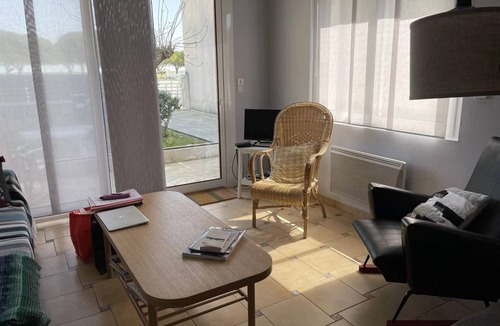 Maubuisson House | 70 m² House ∙ 2 bedrooms ∙ 6 guests