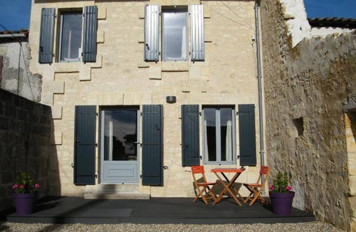 Puisseguin House | 70 m² House ∙ 2 guests