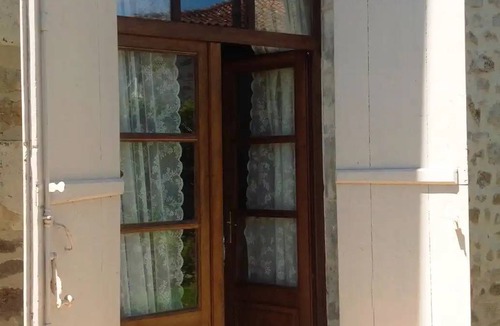 Mazieres House | 70 m² House ∙ 3 bedrooms ∙ 6 guests
