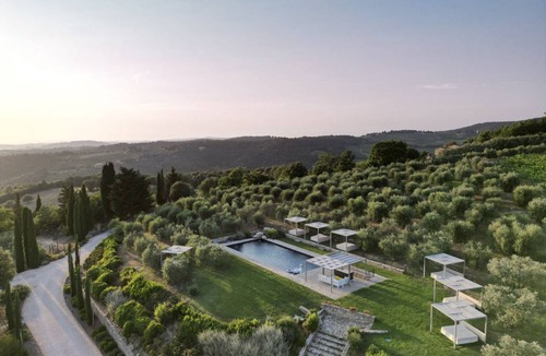 Castellina in Chianti Villa | 700 m² Villa ∙ 10 bedrooms ∙ 19 guests