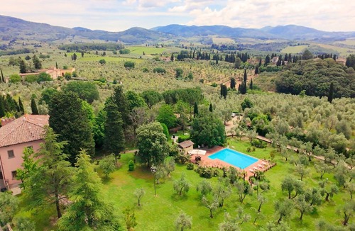 Grassina Villa | 700 m² Villa ∙ 7 bedrooms ∙ 13 guests