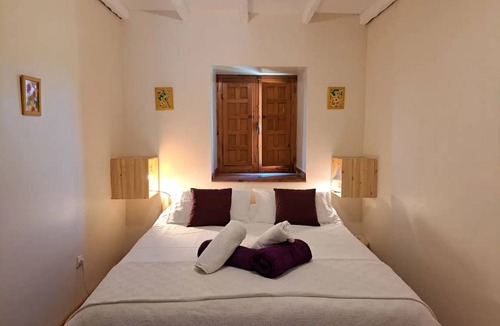 Saint-Pierre-de-Juillers House | 72 m² House ∙ 3 bedrooms ∙ 5 guests