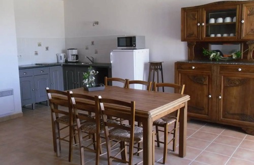 Saint-Pardoux-Corbier House | 72 m² House ∙ 2 bedrooms ∙ 6 guests