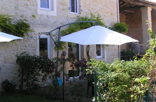 Duil-sur-le-Mignon House | 72 m² House ∙ 3 bedrooms ∙ 7 guests
