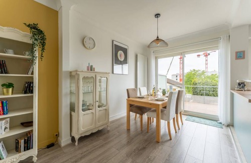 Le Bouscat Apartment | 73 m² Apartment ∙ 2 bedrooms ∙ 4 guests