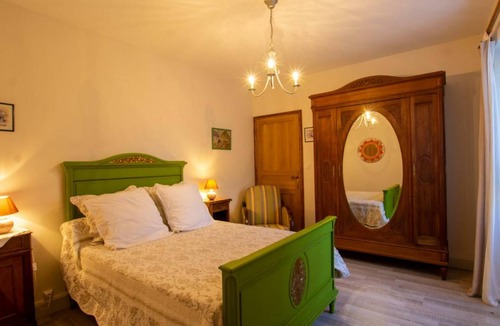 Cause-de-Clerans Cottage | 74 m² Cabin ∙ 2 bedrooms ∙ 5 guests